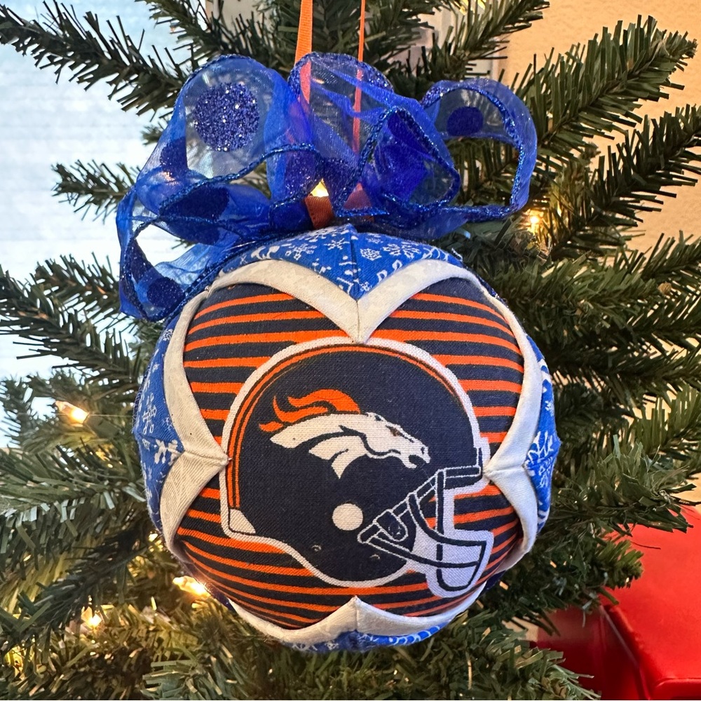 NFL Broncos Denver 4” Quilted Holiday Ornament